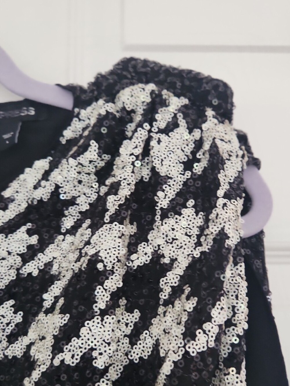 Party Costume Chic Express Black White Houndstooth Sequin Top FLAW - Picture 5 of 9